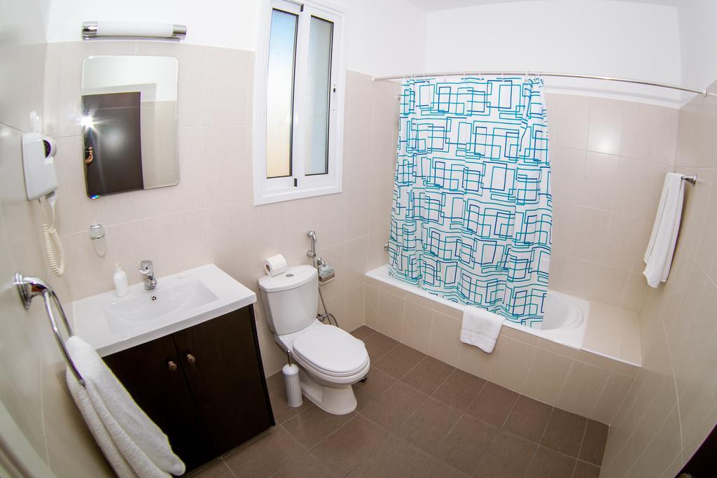 New Day Apartments Paphos Exterior photo